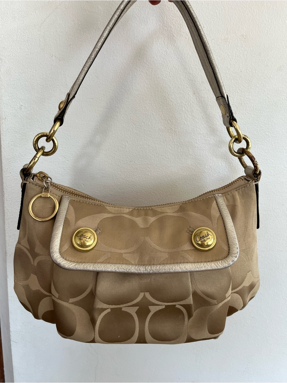 Vintage Coach Y2K beige and gold baguette / hobo signature jacquard mini bag